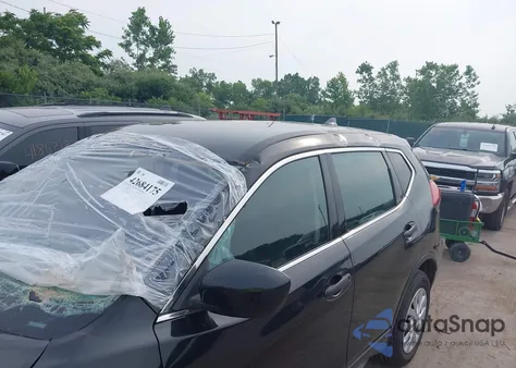 2019 Nissan Rogue S z USA, uszkodzony, nr VIN 5N1AT2MV2KC747321